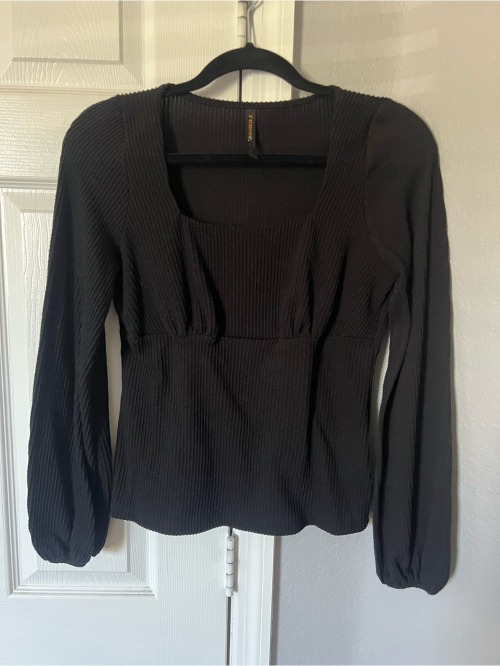 Black Long-Sleeve Ribbed Square Neck Top